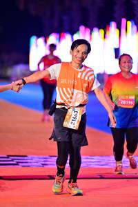 BIB: 1534, 21663, 28196, 211
                            <button type="button" onclick="openModal(23225524)" class="btn btn-primary btn-sm float-right btn-popup" data-toggle="modal" data-target=".modal-high-quality">
                        <i class="fas fa-shopping-cart"></i> Add to Cart
                    </button>
                                            <button type="button" onclick="isThisMe(23225524, true)" class="btn btn-success btn-sm float-right btn-popup btn-isme hidden" data-toggle="tooltip" data-placement="bottom" title="นี่คือรูปของคุณใช่ไหม คลิกที่นี่เพื่อเอาเข้าอัลบั้ม">
                        <i class="fas fa-plus"></i> Add to album
                    </button>
                    <button type="button" onclick="isThisMe(23225524, false)" class="btn btn-warning btn-sm float-right btn-popup btn-isnotme hidden">
                        <i class="fas fa-ban"></i> Remove from album
                    </button>